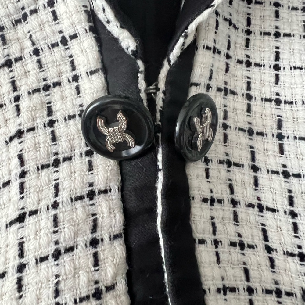 Candies’ Jacket Black & White Tweed Short Houndstooth Academia Medium. - Picture 10 of 10
